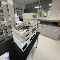Agilent 1100 Series HPLC System with DAD and Autosampler image 1